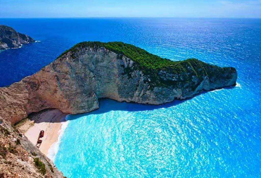 Zante Hideaway I Nearby Shipwreck